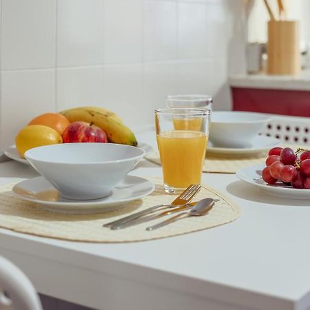 Elegant 3 Bedroom Apt - City Centre - Garage - Metro 리스본 외부 사진