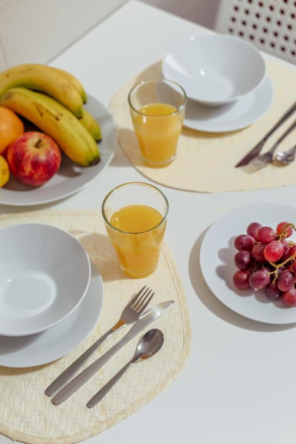 Elegant 3 Bedroom Apt - City Centre - Garage - Metro 리스본 외부 사진