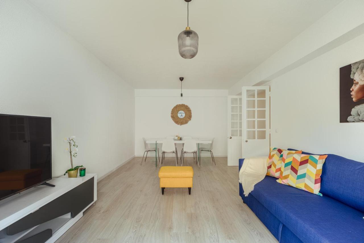 Elegant 3 Bedroom Apt - City Centre - Garage - Metro 리스본 외부 사진