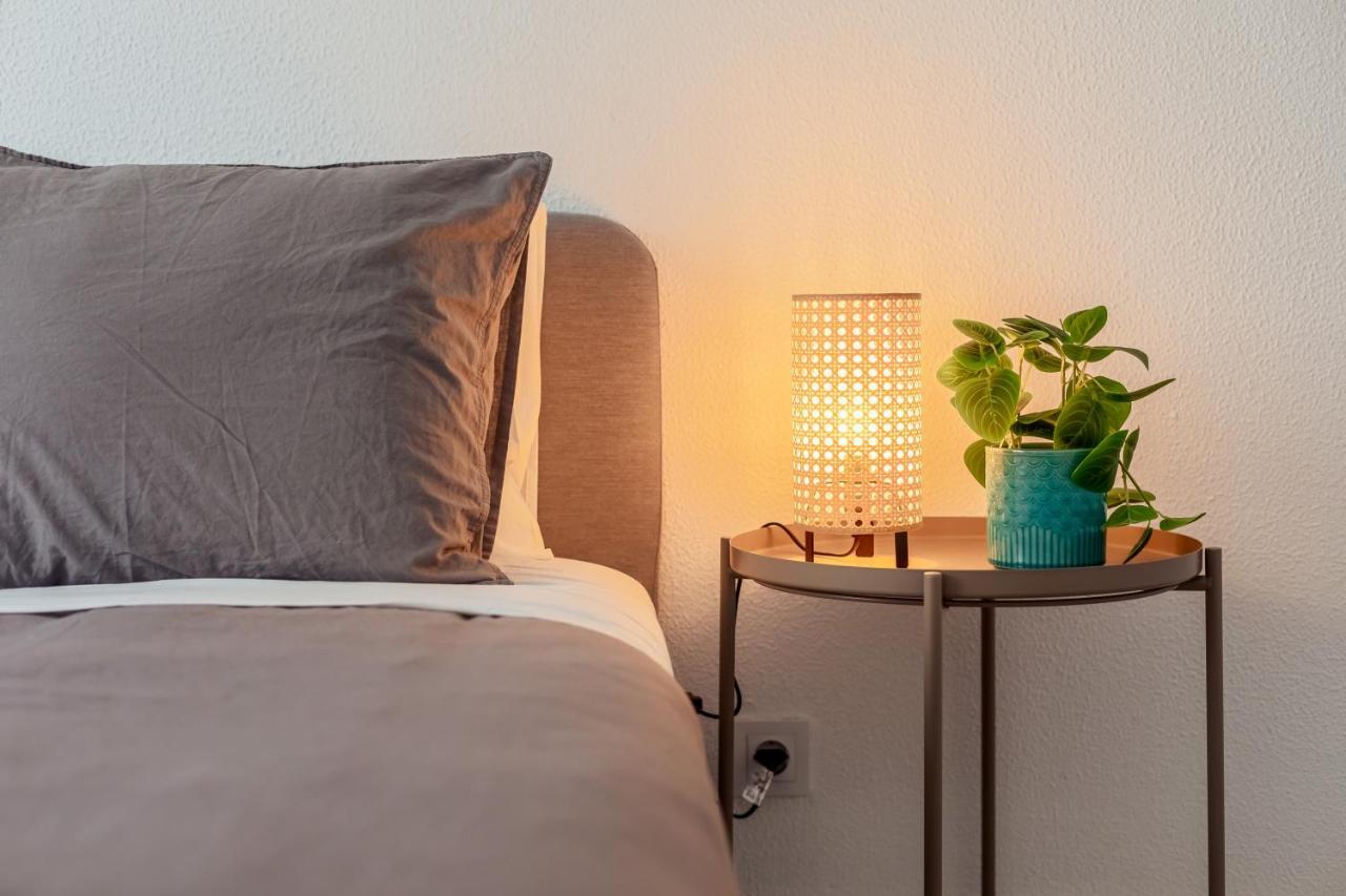 Elegant 3 Bedroom Apt - City Centre - Garage - Metro 리스본 외부 사진